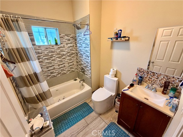 Detail Gallery Image 21 of 21 For 536 W 42nd St, Los Angeles,  CA 90037 - – Beds | – Baths