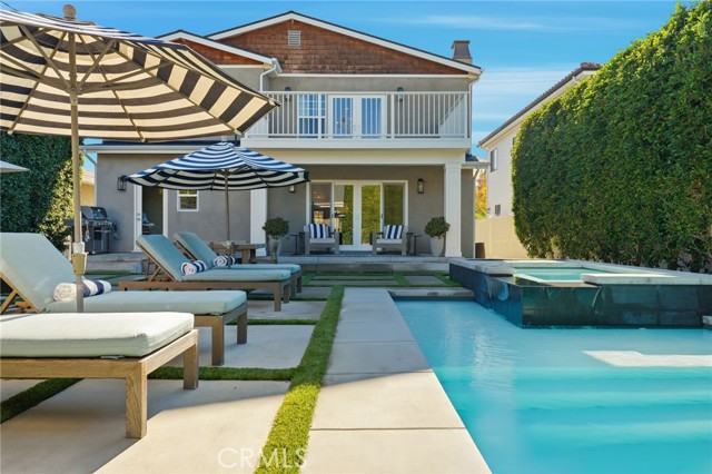 Detail Gallery Image 23 of 57 For 2311 W Clark Ave, Burbank,  CA 91506 - 4 Beds | 4/1 Baths