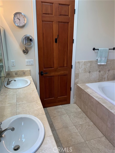 Detail Gallery Image 21 of 39 For 2555 Lupine Canyon Rd, Avila Beach,  CA 93424 - 3 Beds | 2/1 Baths