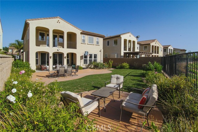 Detail Gallery Image 12 of 41 For 11701 Cetona Way, Porter Ranch,  CA 91326 - 5 Beds | 5 Baths