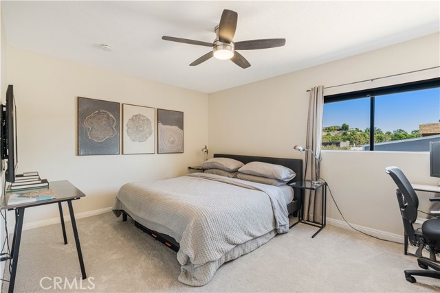 29123 Thousand Oaks Blvd, C photo 11
