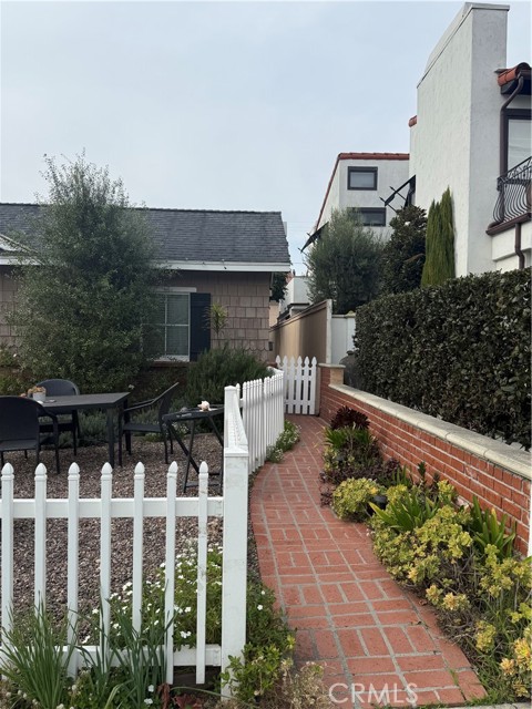 Detail Gallery Image 2 of 12 For 607 Orchid, Corona Del Mar,  CA 92625 - 0 Beds | 1 Baths