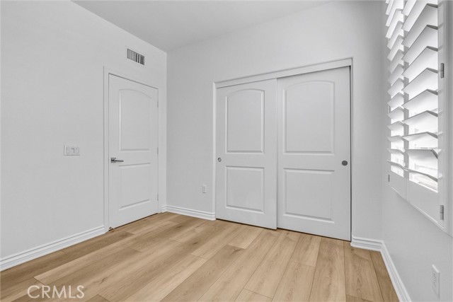 130 Rose Arch, Irvine CA: https://media.crmls.org/medias/c516a154-11f3-47ef-bdee-47f038ad9c2d.jpg