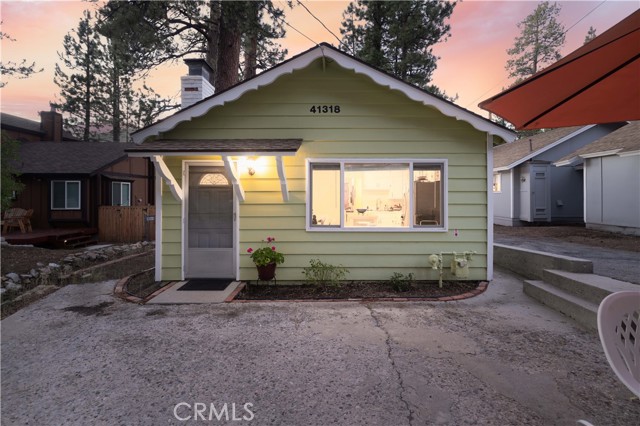 Detail Gallery Image 1 of 60 For 41318 Oak St, Big Bear Lake,  CA 92315 - 2 Beds | 1/1 Baths