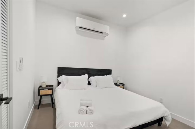 Detail Gallery Image 14 of 15 For 181212 1/2 Navy #1/2,  Santa Monica,  CA 90405 - 2 Beds | 1 Baths