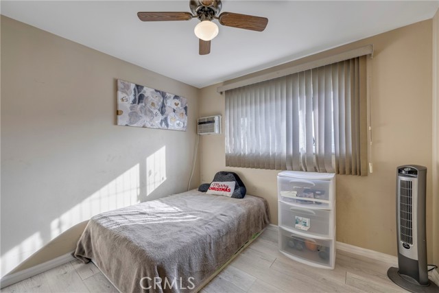 Detail Gallery Image 21 of 46 For 176 N Jetty Dr, Orange,  CA 92868 - 4 Beds | 2 Baths