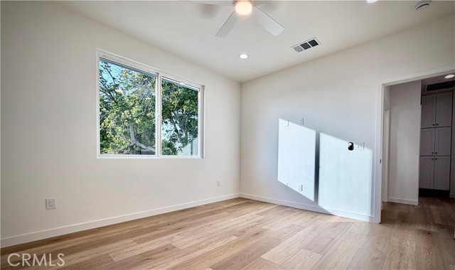 6118 Amos, Lakewood CA: https://media.crmls.org/medias/c5179dba-b0e5-4ca2-aa29-7473541f525f.jpg