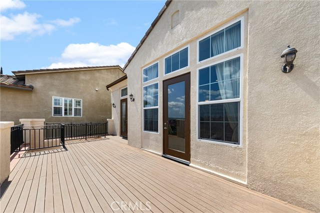 928 Kingsford Street, Monterey Park CA: https://media.crmls.org/medias/c517f070-d8fc-466f-a245-56d59be06fc3.jpg