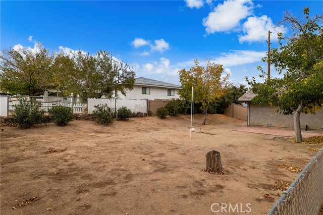 Detail Gallery Image 18 of 18 For 17805 Walnut, Hesperia,  CA 92345 - 3 Beds | 2 Baths