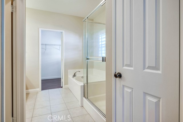 45 Olivehurst, Irvine CA: https://media.crmls.org/medias/c518df5e-26a8-434d-9bb4-61d5bb13b161.jpg