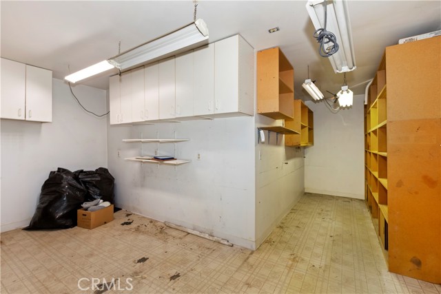 9850 Lombardy, Bloomington CA: https://media.crmls.org/medias/c5192a82-a4c6-44bb-821d-2e734f73a5f4.jpg