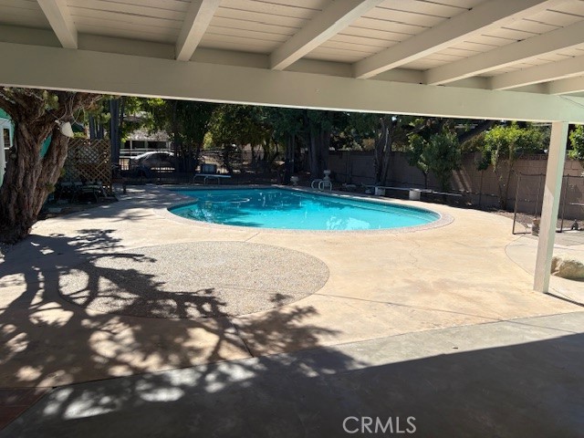 Detail Gallery Image 20 of 22 For 22354 Burbank Bld, Woodland Hills,  CA 91367 - 2 Beds | 1/1 Baths