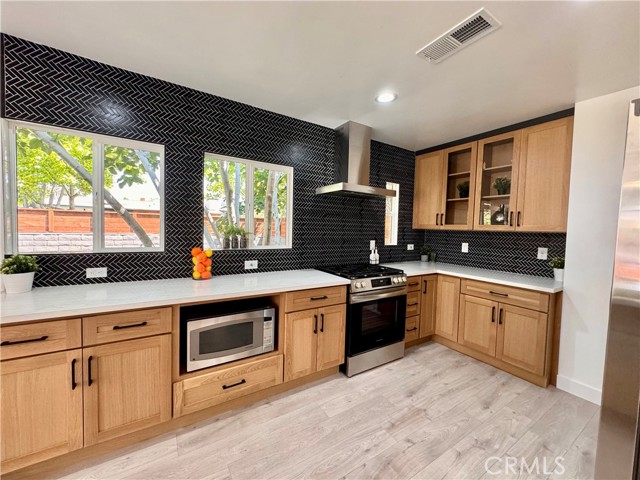 Detail Gallery Image 16 of 52 For 3549 Gondar Ave, Long Beach,  CA 90808 - 3 Beds | 2 Baths