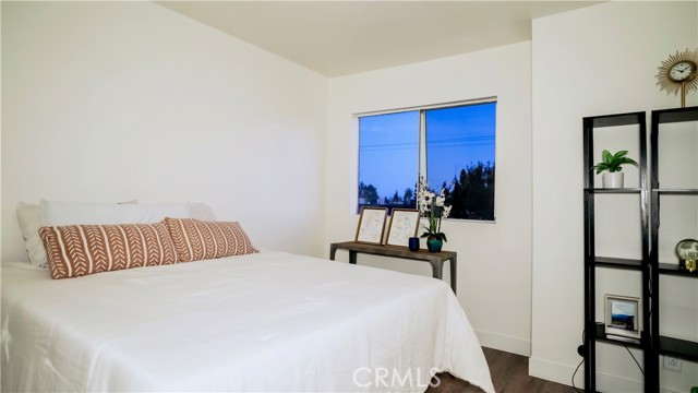 Detail Gallery Image 8 of 14 For 450 E 4th St #247,  Santa Ana,  CA 92701 - 2 Beds | 2 Baths