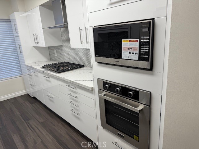 Detail Gallery Image 7 of 21 For 434 S Canon Dr #202,  Beverly Hills,  CA 90212 - 1 Beds | 2 Baths