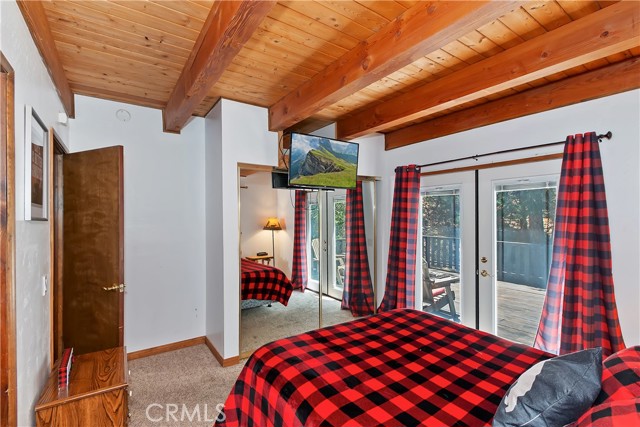 1134 Siskiyou Drive, Big Bear Lake CA: https://media.crmls.org/medias/c51b8ebd-ea83-4053-bde7-29fe7b0c5b95.jpg