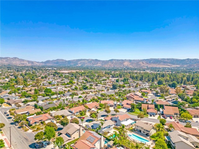 Detail Gallery Image 9 of 42 For 3179 Omega Ave, Simi Valley,  CA 93063 - 4 Beds | 3 Baths