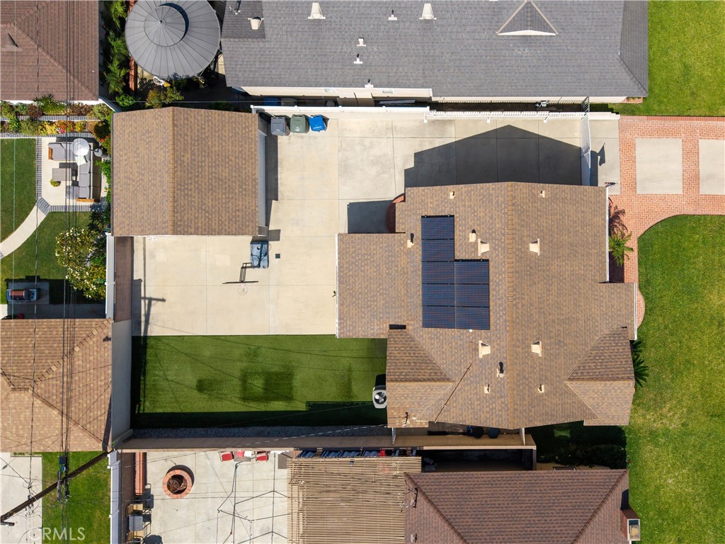 https://media.crmls.org/medias/c51ba59a-eaec-4fad-ad56-5aad5488eabd.jpg?preset=X-Large