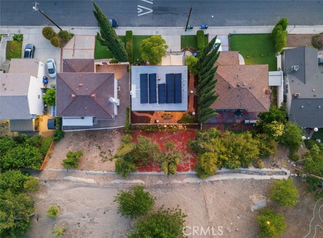 4944 Don Pio Drive, Woodland Hills CA: https://media.crmls.org/medias/c51bbf4a-42ab-46e2-984e-84f98e658a61.jpg