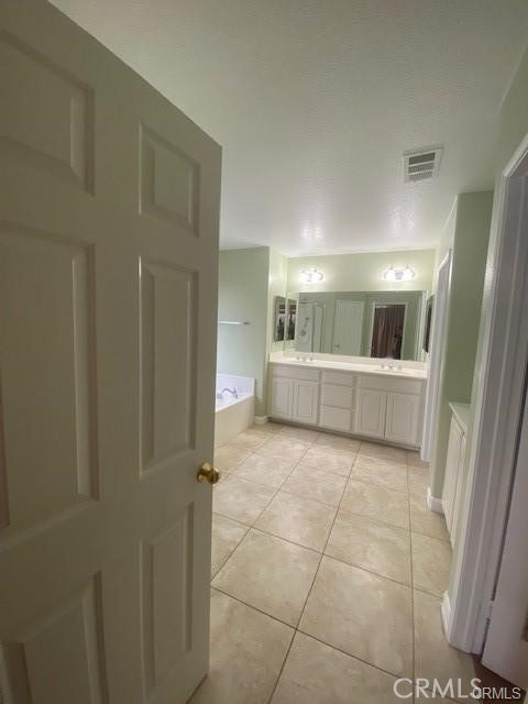 Detail Gallery Image 19 of 25 For 13884 Oak Tree Ln, Corona,  CA 92880 - 4 Beds | 3 Baths