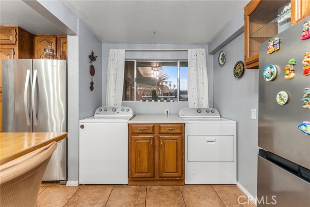 Detail Gallery Image 13 of 40 For 3866 Gates Pl, Riverside,  CA 92504 - 5 Beds | 2 Baths