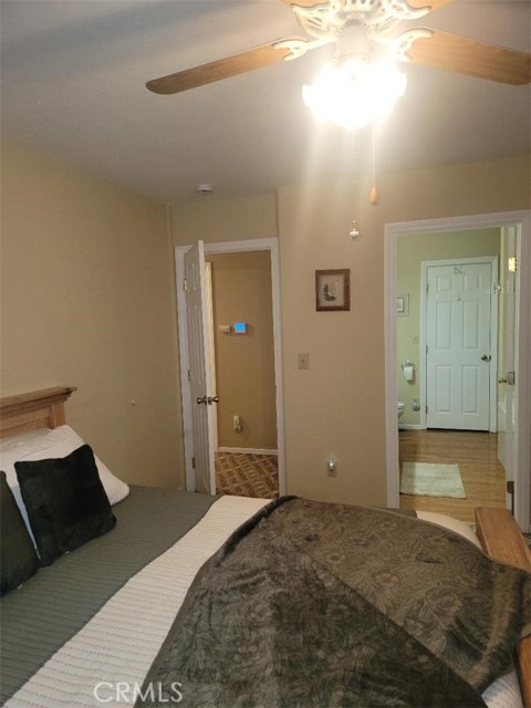 Detail Gallery Image 10 of 31 For 23883 Zuger, Crestline,  CA 92325 - 2 Beds | 2/1 Baths