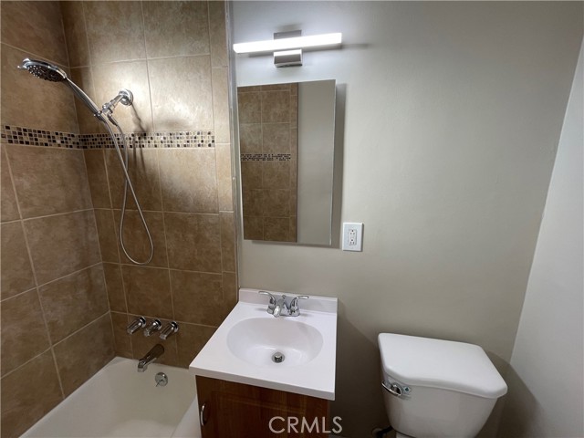 Detail Gallery Image 16 of 20 For 8925 Stamps Rd, Downey,  CA 90240 - 2 Beds | 1 Baths