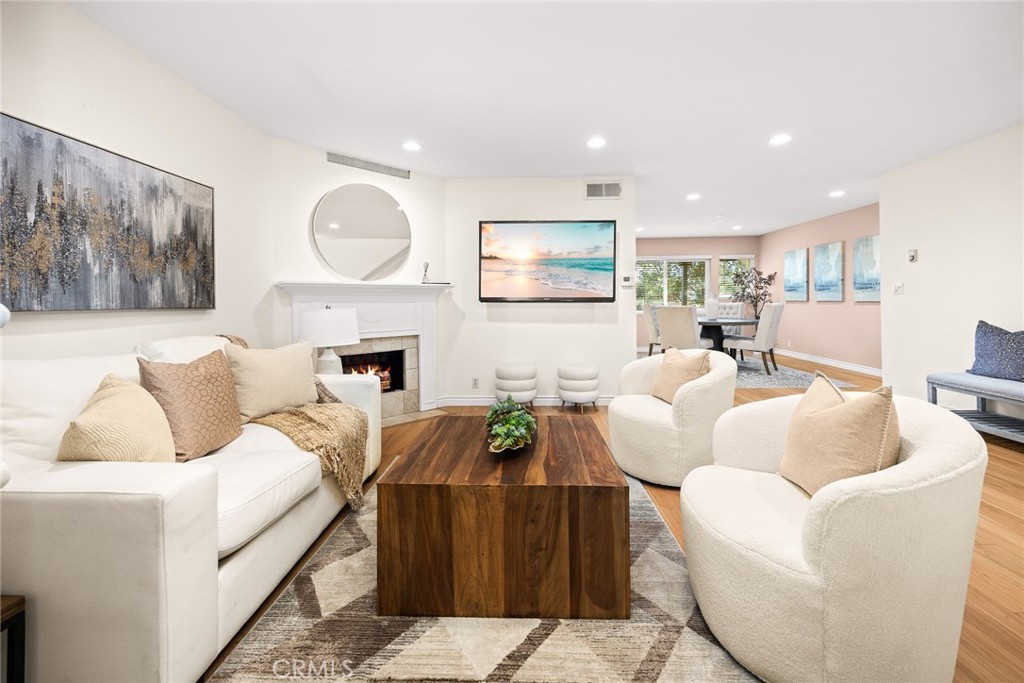 MLS #WS25275948 image #4