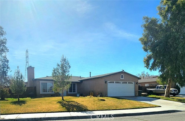 Detail Gallery Image 3 of 20 For 10611 Plainfield, Adelanto,  CA 92301 - 3 Beds | 1 Baths