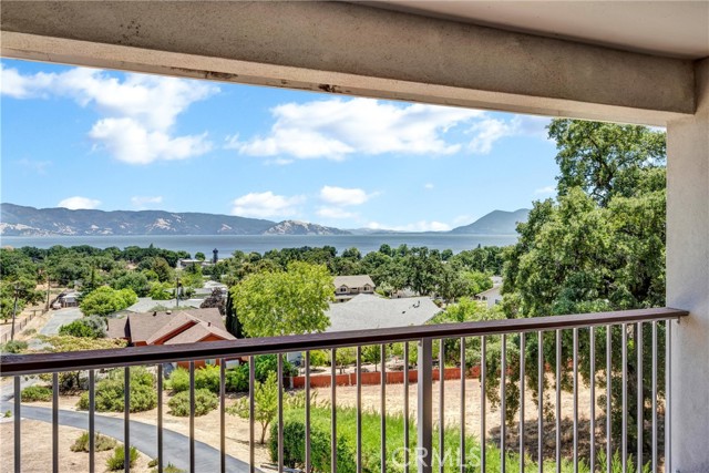 4445 Eucalyptus Avenue, Lakeport CA: https://media.crmls.org/medias/c5213c4e-743a-482a-bce8-28f0fde4d503.jpg