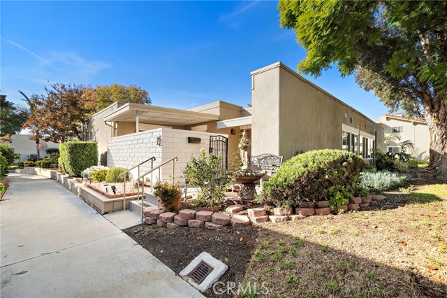 Detail Gallery Image 19 of 35 For 2048 via Mariposa #D,  Laguna Woods,  CA 92637 - 2 Beds | 1 Baths