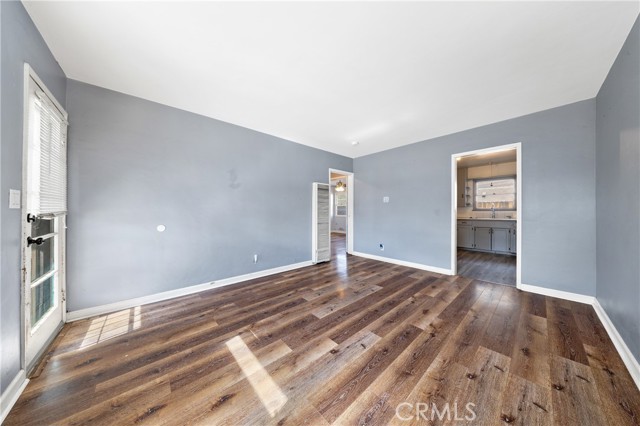 725 Michigan Avenue, Beaumont CA: https://media.crmls.org/medias/c521865d-6f0d-4763-a37a-ebdc997963f3.jpg