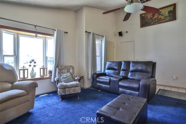 3012 Homer Circle, Jurupa Valley CA: https://media.crmls.org/medias/c521d658-c2a4-4907-a3fb-5b830da70fcd.jpg