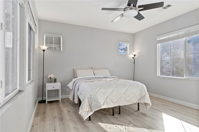 341 W Pebble Creek Lane, Orange CA: https://media.crmls.org/medias/c522e8e6-e2f3-4401-96bb-f99dbfe2cf7b.jpg