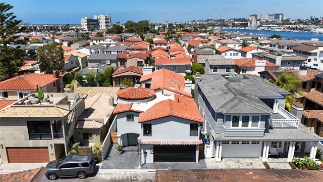 Detail Gallery Image 61 of 68 For 231 via Firenze, Newport Beach,  CA 92663 - 3 Beds | 3/1 Baths