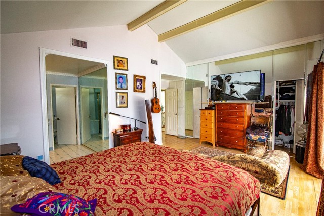 11958 Darby Avenue, Porter Ranch CA: https://media.crmls.org/medias/c523456a-5b0b-4df2-9af2-b37da38ade04.jpg