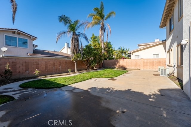 Detail Gallery Image 38 of 44 For 2828 Augusta, Santa Ana,  CA 92706 - 5 Beds | 4 Baths