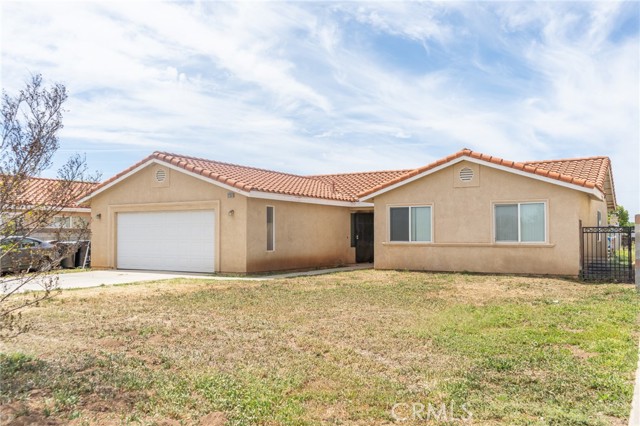 Detail Gallery Image 2 of 29 For 1253 Beaumont Ave, Beaumont,  CA 92223 - 4 Beds | 2 Baths