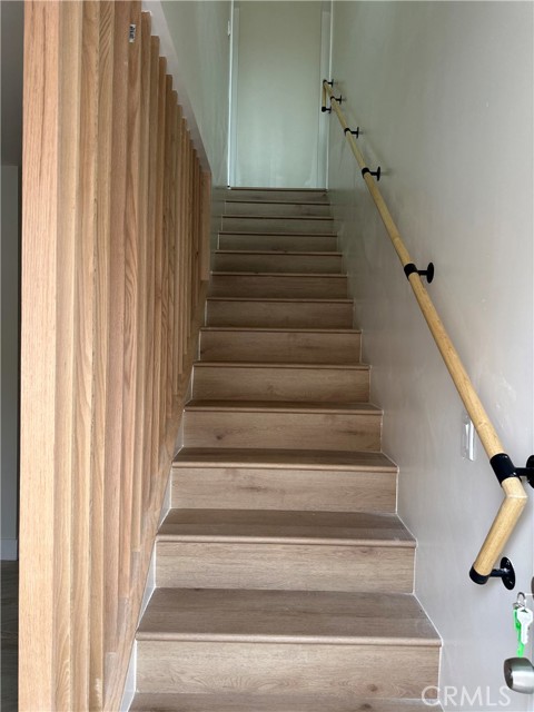 Detail Gallery Image 8 of 14 For 2161 Myrtle Ave a,  Long Beach,  CA 90806 - 2 Beds | 2 Baths