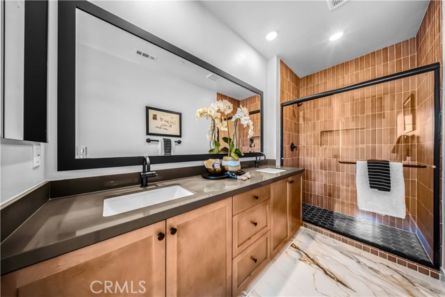 Detail Gallery Image 12 of 19 For 2861 via Descanso, Camarillo,  CA 93012 - 3 Beds | 2/1 Baths