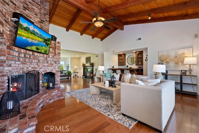 40951 PARADO DEL SOL DR, Temecula CA: https://media.crmls.org/medias/c52585b0-ed0e-4b7c-9436-5770de041003.jpg