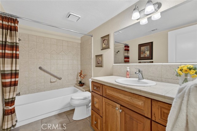 Detail Gallery Image 21 of 51 For 832 Trinity, Claremont,  CA 91711 - 3 Beds | 3 Baths