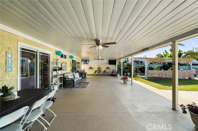 Detail Gallery Image 27 of 62 For 11267 Jerry Pl, Cerritos,  CA 90703 - 3 Beds | 3 Baths
