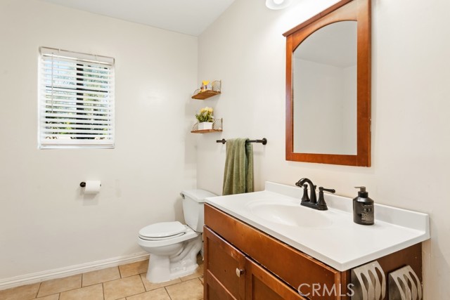 Detail Gallery Image 12 of 20 For 1711 Glenpark St, Pomona,  CA 91768 - 3 Beds | 1 Baths