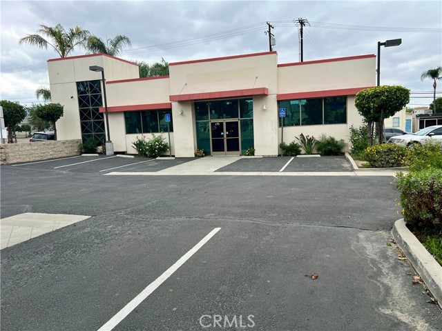 175 E 9th Street, Corona, California 92879, ,Commercial Lease,For Rent,175 E 9th Street,CRSR24049207