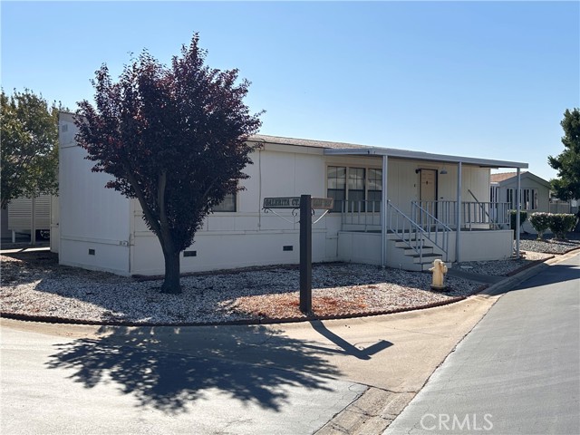 1500 Held Drive, Modesto CA: https://media.crmls.org/medias/c526edbe-dbce-42ee-97f7-42f0bf89874c.jpg