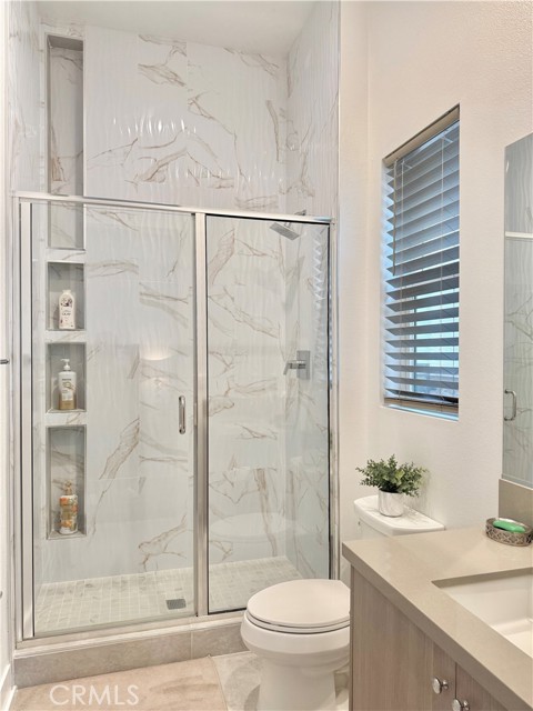 20401 W Aberdeen Lane, Porter Ranch CA: https://media.crmls.org/medias/c5274ec5-1b63-4172-ba2f-e70dda963c9b.jpg