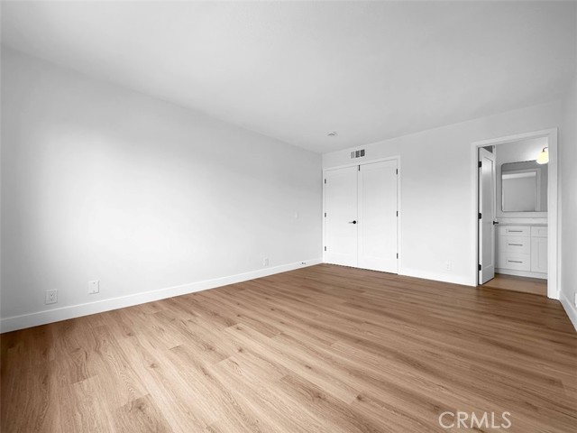 Image 18 of 33 For 9948 Del Rio