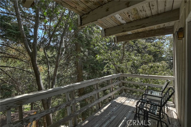 Detail Gallery Image 18 of 33 For 763 E Victoria Ct, Lake Arrowhead,  CA 92352 - 4 Beds | 2/1 Baths