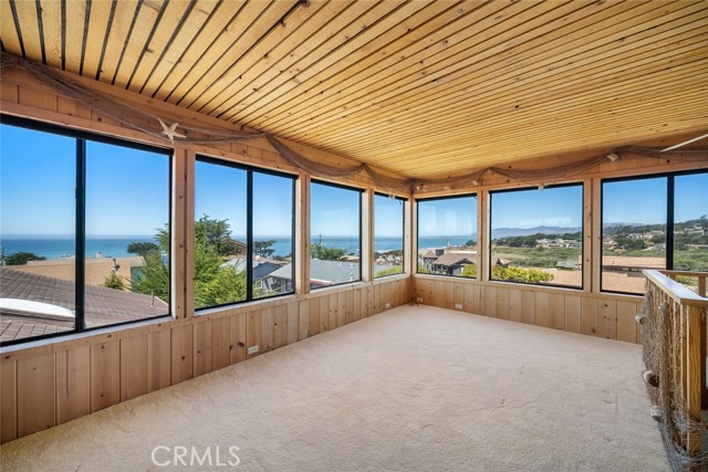 373 Bristol Street, Cambria CA: https://media.crmls.org/medias/c5281cb1-d1b0-4535-80ff-b0f4fc7cf935.jpg